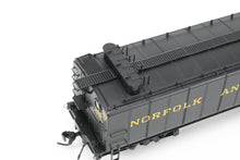 Load image into Gallery viewer, HO BLI - Broadway Limited Imports N&W - Norfolk & Western Auxiliary Tender No. 160280