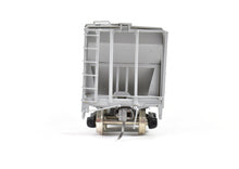 Load image into Gallery viewer, HO Brass Sunset Models or ACF Models Various Roads AC&F 70-Ton Covered Hopper FP Grey