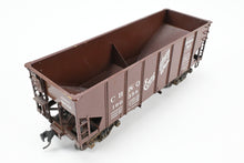 Load image into Gallery viewer, O Brass US Hobbies CB&Q – Burlington Route Standard Rib Side Twin Hopper USRA Style Custom Painted
