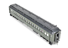 Load image into Gallery viewer, O Brass CON Oriental Limited GN - Great Northern H.W Empire Builder Second Class Coach 646-667 CP #647
