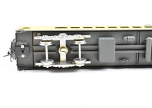 Load image into Gallery viewer, HO Brass The Palace Car Company MILW - Milwaukee Road Parlor-Diner Custom Painted