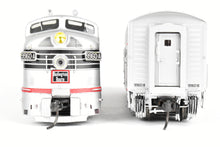 Load image into Gallery viewer, HO Brass DVP - Division Point CB&Q - Burlington Route EMD F3A/B Set Factory Painted No. 9960-A (No number on the "B" Unit)
