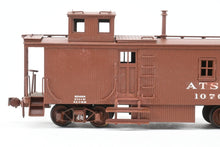 Load image into Gallery viewer, HO Brass Trains Inc. AT&SF - Santa Fe Side-Door Caboose Custom Painted No. 1070