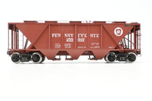 Load image into Gallery viewer, Gauge 1 - 1:32nd Scale Brass Eastern Railways PRR - Pennsylvania Railroad H30 Covered Hopper Factory Painted No. 255537, No. 76 of 100
