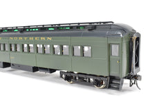 Load image into Gallery viewer, O Brass CON Oriental Limited GN - Great Northern H.W Empire Builder Second Class Coach 646-667 CP #647