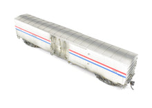 Load image into Gallery viewer, HO Brass Metro Models Amtrak Merchandise Handling Car Custom Painted No. 1470 Weathered