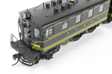Load image into Gallery viewer, HO NEW Plastic GHB International PRR - Pennsylvania Railroad DD-1 FP 5 Stripe Modernized No. 24 w/ESU V5 DCC & Sound