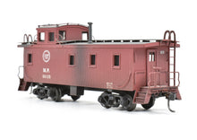 Load image into Gallery viewer, HO Brass Hallmark Models MOPAC Missouri Pacific Standard Wood Sheathed Caboose Painted