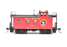 Load image into Gallery viewer, HO Brass CIL - Challenger Imports GN - Great Northern 25' Wood Caboose Later Version FP X356