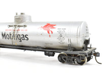 Load image into Gallery viewer, HO Brass PSC - Precision Scale Co. 16,000 Gallon Tank Car Painted Silver Mobilegas