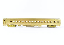 Load image into Gallery viewer, HO Brass Soho NP - Northern Pacific Coach #586