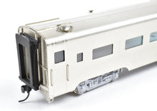 Load image into Gallery viewer, HO Brass Oriental Limited CB&Q - Burlington Route Twin Cities Zephyr Dome Coach "Silver Dome" CP