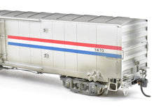 Load image into Gallery viewer, HO Brass Metro Models Amtrak Merchandise Handling Car Custom Painted No. 1470 Weathered