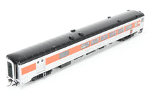 Load image into Gallery viewer, HO Rapido Trains Inc. NH – New Haven Pullman – Bradley County Car Baggage Compartment McGinnis Scheme “Bronx County”