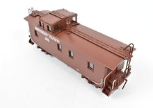 Load image into Gallery viewer, HO Brass CIL - Challenger Imports SP - Southern Pacific Wood Side Caboose Straight Side Cupola Class C-30-1 FP No. 185