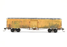 Load image into Gallery viewer, HO La Belle Woodworking CERA - Traction Box trailer Freight/Baggage Trailer Built and Painted #215 Yellow