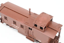 Load image into Gallery viewer, HO Brass Trains Inc. AT&SF - Santa Fe Side-Door Caboose Custom Painted No. 1070