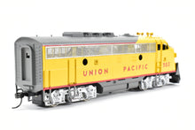 Load image into Gallery viewer, HO Brass Oriental Limited UP - Union Pacific EMD F9MA with Snowplow FP #502