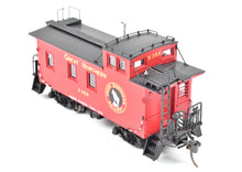 Load image into Gallery viewer, HO Brass CIL - Challenger Imports GN - Great Northern 25' Wood Caboose Later Version FP X356