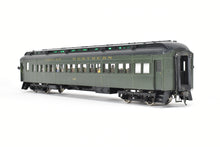 Load image into Gallery viewer, O Brass CON Oriental Limited GN - Great Northern H.W Empire Builder Second Class Coach 646-667 CP #659