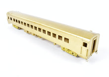 Load image into Gallery viewer, HO Brass Soho NP - Northern Pacific Coach #586
