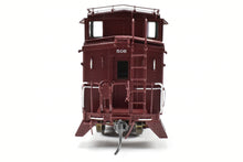 Load image into Gallery viewer, HO Brass DVP - Division Point AT&SF - Santa Fe Peaked Roof Caboose With Antenna FP #506