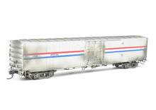 Load image into Gallery viewer, HO Brass Metro Models Amtrak Merchandise Handling Car Custom Painted No. 1424 Weathered