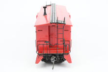 Load image into Gallery viewer, O Brass DVP - Division Point CStPM&O - Chicago, St Paul, Minneapolis & Omaha Railway Bay Window Caboose Factory Painted No. 6130