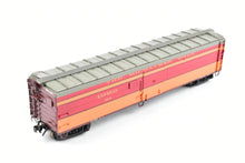Load image into Gallery viewer, HO Brass Railway Classics MILW - Milwaukee Road 50' Passenger Express Boxcar Factory Painted 1948 Scheme #925