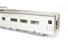 Load image into Gallery viewer, HO Brass Hi-Country Brass CB&Q/WP/D&RGW - California Zephyr Dome-Coach Plated With Conductor's Window