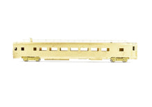 Load image into Gallery viewer, HO Brass S. Soho & Co. GN - Great Northern Empire Builder #1209 Coach