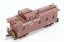 Load image into Gallery viewer, HO Brass CON CIL - Challenger Imports SP - Southern Pacific Riveted Steel Caboose Straight Side Cupola Class C-40-1 FP No. 1008