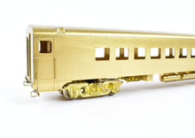 Load image into Gallery viewer, HO Brass Soho NP - Northern Pacific Coach #586