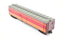 Load image into Gallery viewer, HO Brass Railway Classics MILW - Milwaukee Road 50' Passenger Express Boxcar Factory Painted 1948 Scheme #925