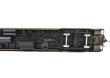Load image into Gallery viewer, HO Brass Key Imports GN - Great Northern Glacier Series Sleeper Pro-Painted ONE CAR ONLY