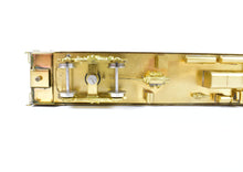 Load image into Gallery viewer, HO Brass Soho NP - Northern Pacific Coach #586