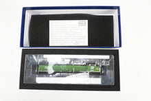 Load image into Gallery viewer, HO Athearn Genesis BN - Burlington Northern EMD SD60M "Tri-Clops" FP No.9234 w/Tsunami2 DCC & Sound