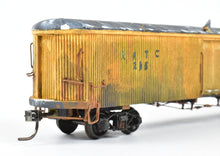 Load image into Gallery viewer, HO La Belle Woodworking CERA - Traction Box trailer Freight/Baggage Trailer Built and Painted #215 Yellow