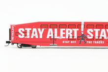 Load image into Gallery viewer, N Athearn Metrolink Bombardier Coach 3-Pack Special Edition "Bikes" and "Stay Alert Stay Alive" Cars - MISSING OUTER SLEEVE