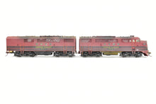 Load image into Gallery viewer, HO Brass Hallmark Models LV - Lehigh Valley EMD FT A/B Set CP w/Heavy Weathering