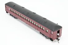 Load image into Gallery viewer, HO Bethlehem Car Works B&M – Boston & Maine Passenger Coach FP No. 1404 RTR