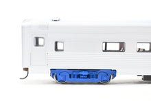 Load image into Gallery viewer, HO Plastic GHB International RDG - Reading Crusader 75th Anniversary 5 Car Set Factory Decorated - CARS ONLY - NO LOCOMOTIVE