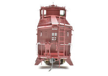 Load image into Gallery viewer, HO Brass CON DVP - Division Point AT&SF - Santa Fe Peaked Roof Caboose With Antenna FP