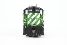 Load image into Gallery viewer, HO Rapido Trains, Inc. BN - Burlington Northern EMD SD9 FP Green/Black #6226 w/ESU DCC & Sound