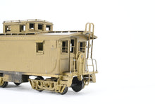 Load image into Gallery viewer, HO Brass PFM - SKI B&M - Boston & Maine Wood Caboose