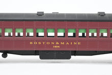 Load image into Gallery viewer, HO Bethlehem Car Works B&M – Boston & Maine Passenger Coach FP No. 1404 RTR
