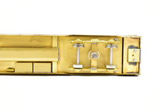 Load image into Gallery viewer, HO Brass S. Soho & Co. GN - Great Northern Empire Builder #1209 Coach