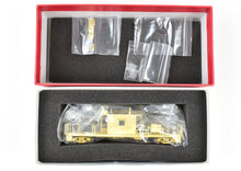 Load image into Gallery viewer, \HO Brass Crown Custom Imports ICG - Illinois Central Gulf Transfer Caboose No. 199081