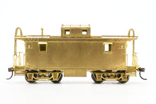 Load image into Gallery viewer, HO Brass OMI - Overland Models, Inc. B&M - Boston & Maine Wood Caboose #104647