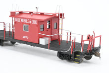 Load image into Gallery viewer, HO Brass Crown Custom Imports GM&O - Gulf Mobile & Ohio Transfer Caboose FP No. 2970
